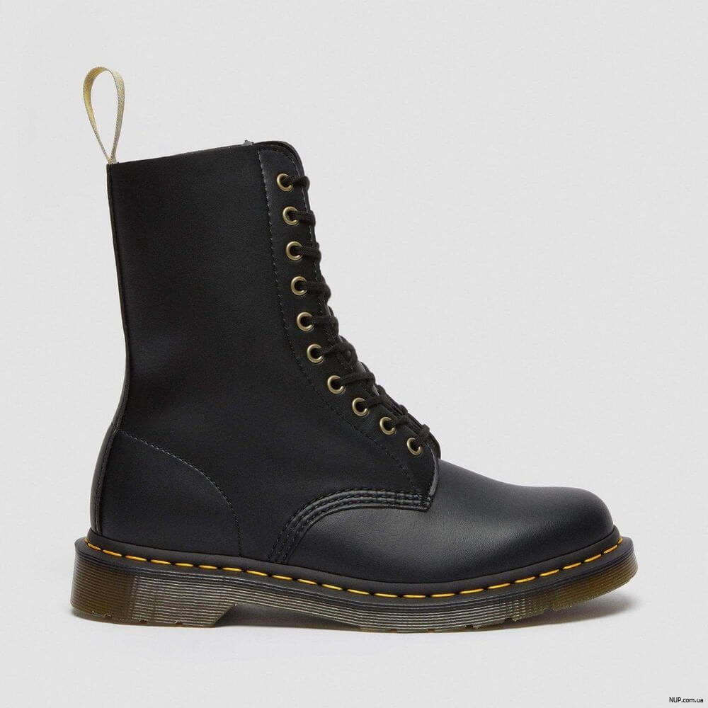 Высокие ботинки Dr. Martens 1490 Vegan Black Felix Rub Off 23981001 Высокие ботинки Dr. Martens 1490 Vegan Black Felix Rub Off 23981001
