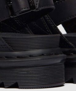 Сандалии Dr. Martens Voss Black Hydro Leather 23802001