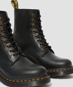 Dr. Martens Clemency Black Wanama 25436001 2
