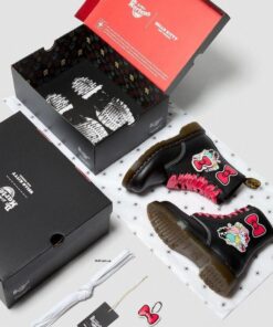 Dr. Martens Hello Kitty Friends 1460 Black Multi Smooth 26840001 7